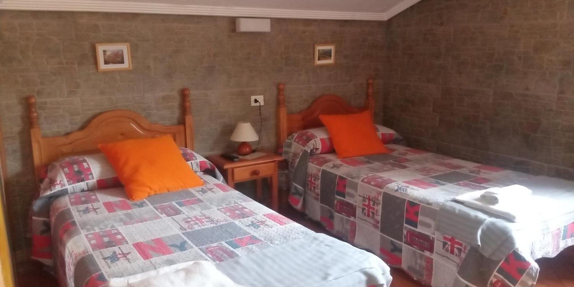 Hostal La Collada De Aralla Aralla de Luna Zewnętrze zdjęcie